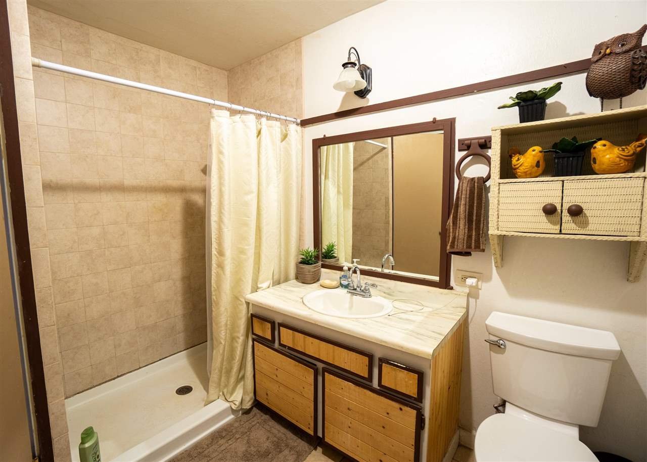 570  Linekona Pl , Wailuku home - photo 11 of 23