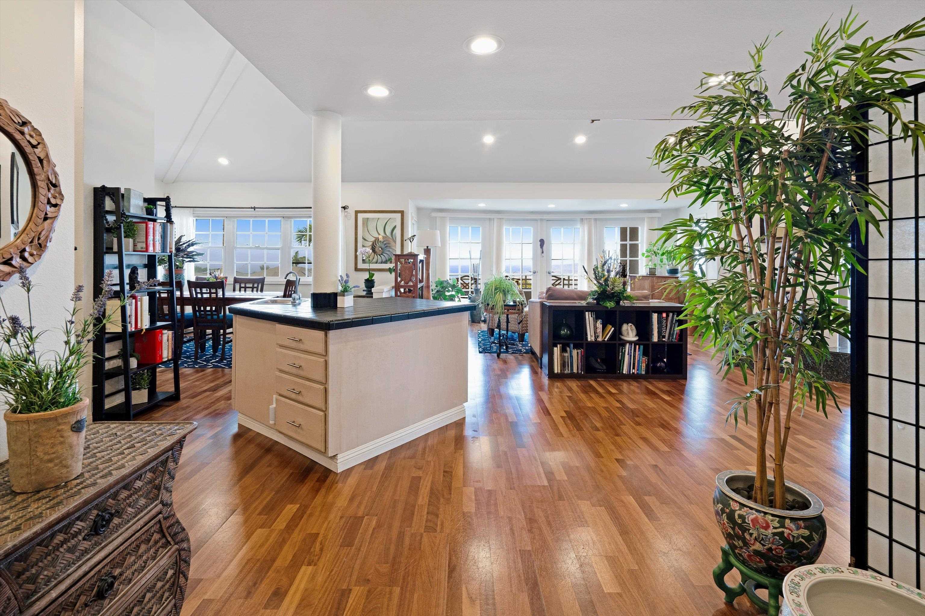 571  Alu Rd Wailuku Heights, Wailuku home - photo 15 of 50