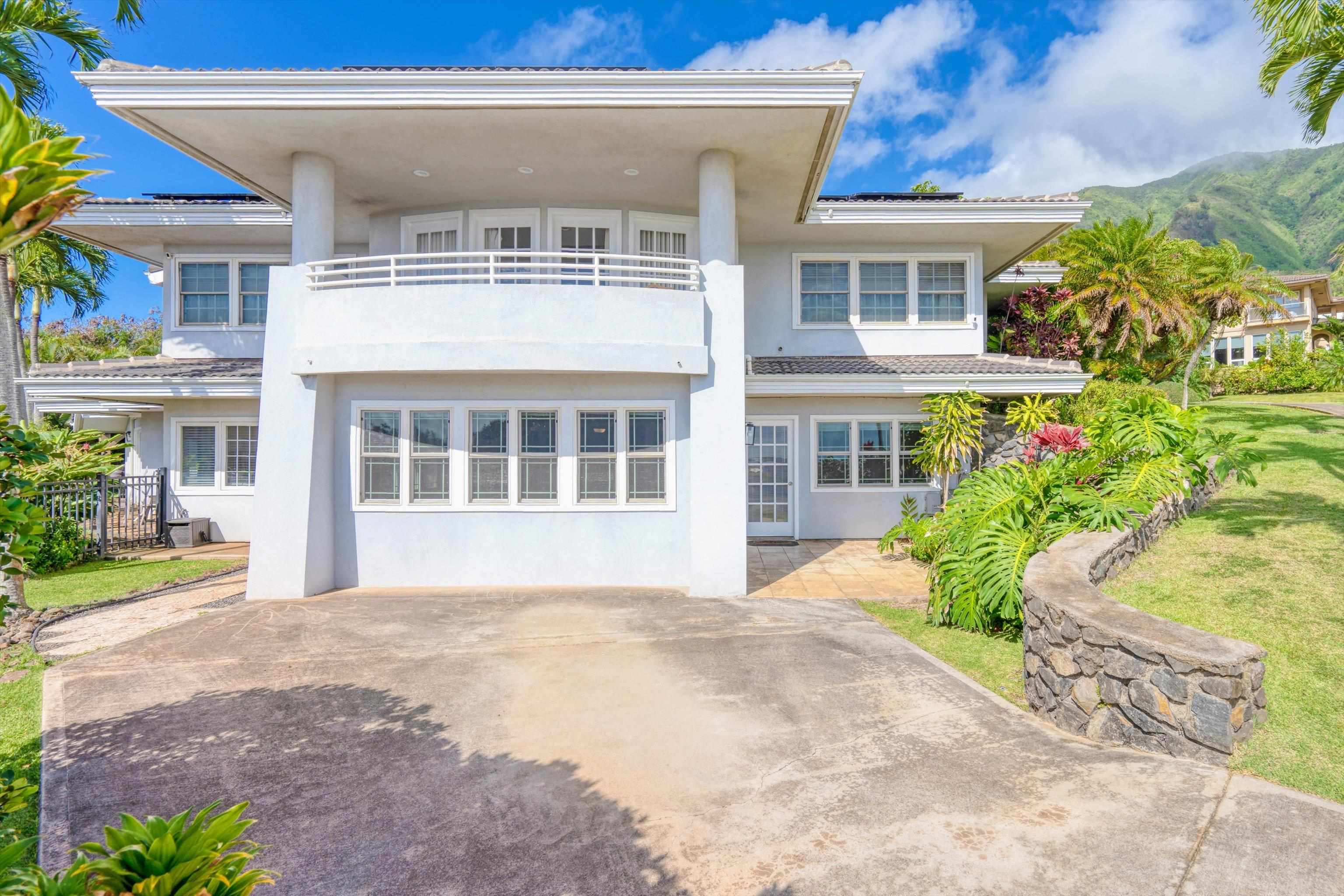 571  Alu Rd Wailuku Heights, Wailuku home - photo 36 of 50