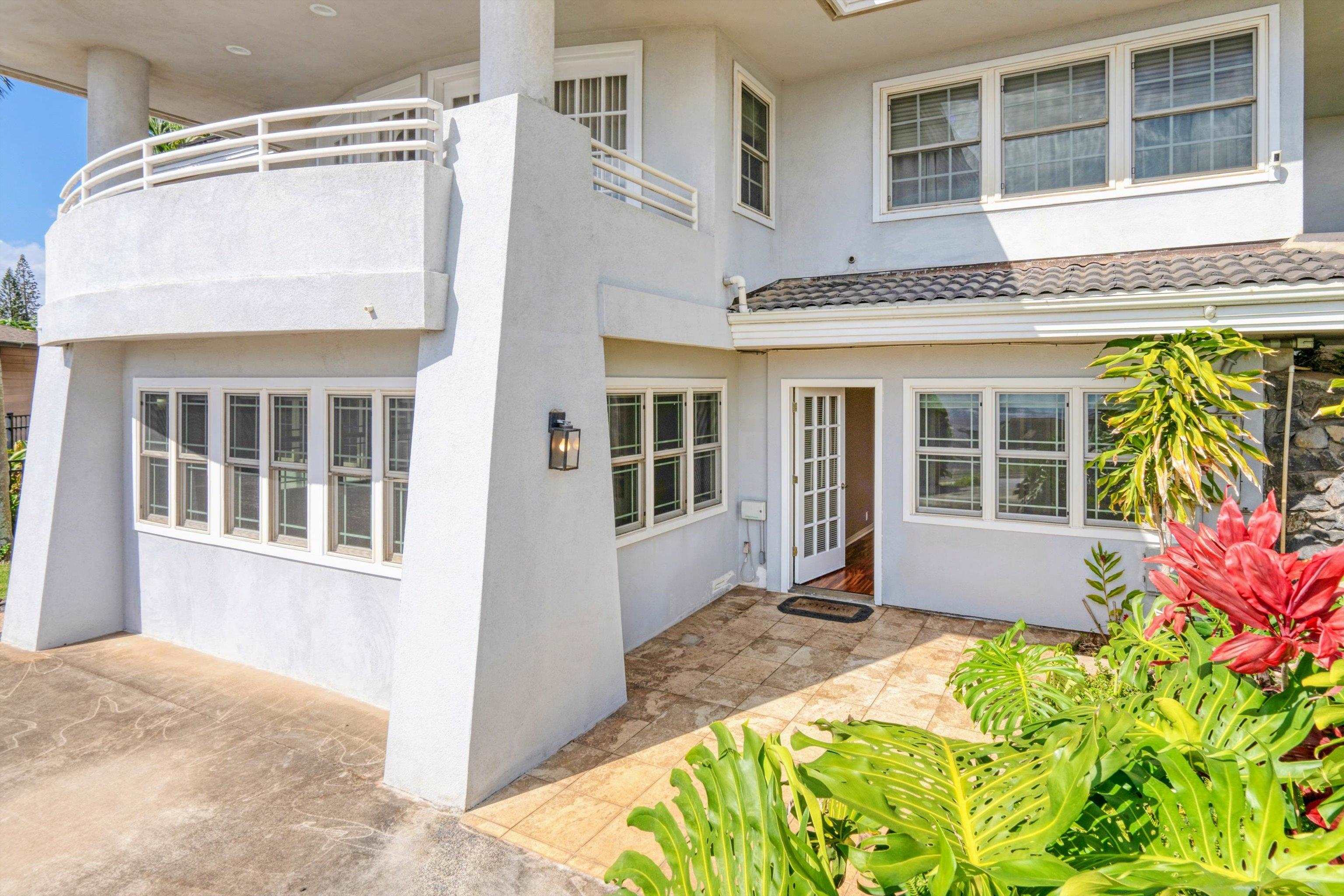 571  Alu Rd Wailuku Heights, Wailuku home - photo 37 of 50