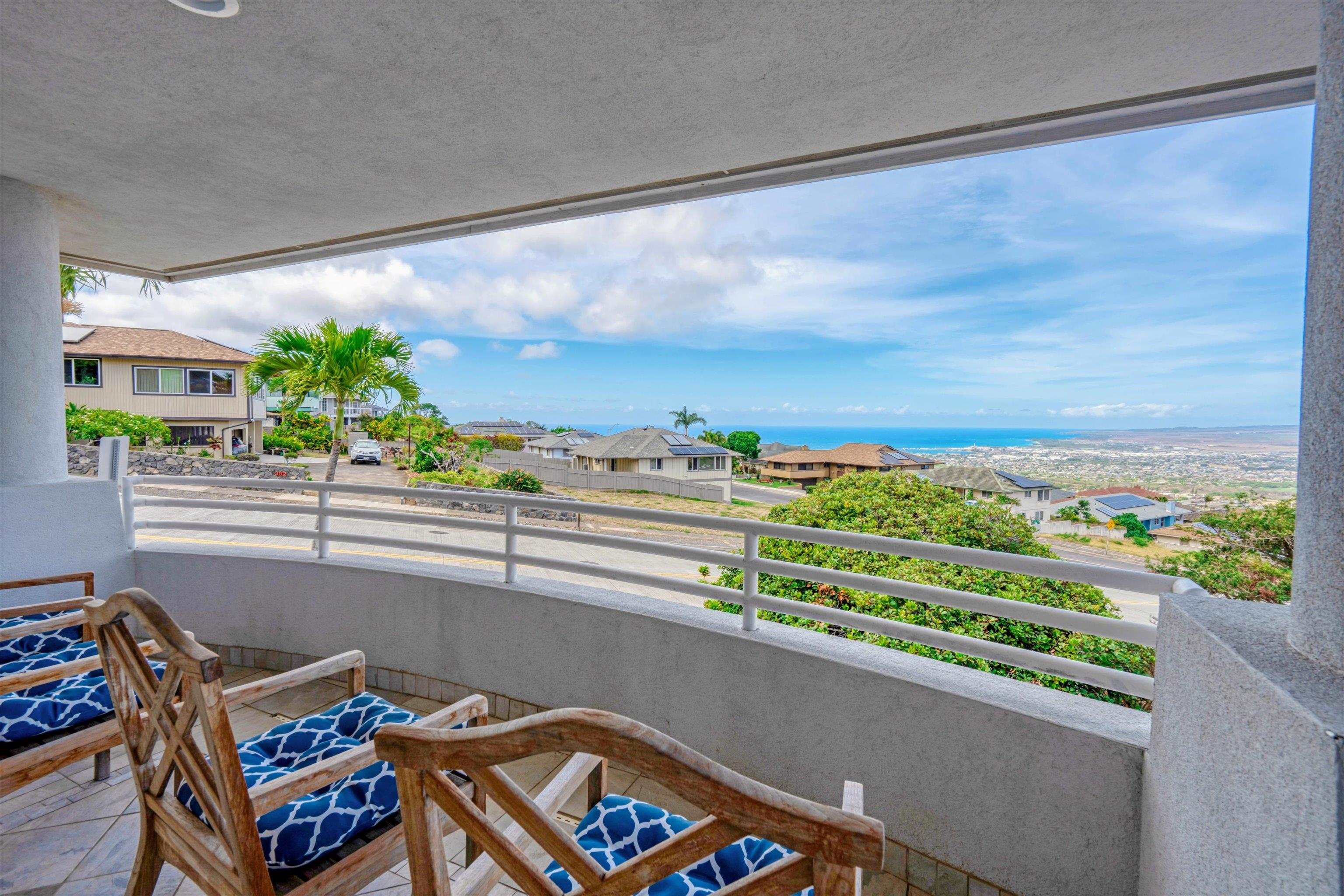 571  Alu Rd Wailuku Heights, Wailuku home - photo 9 of 50