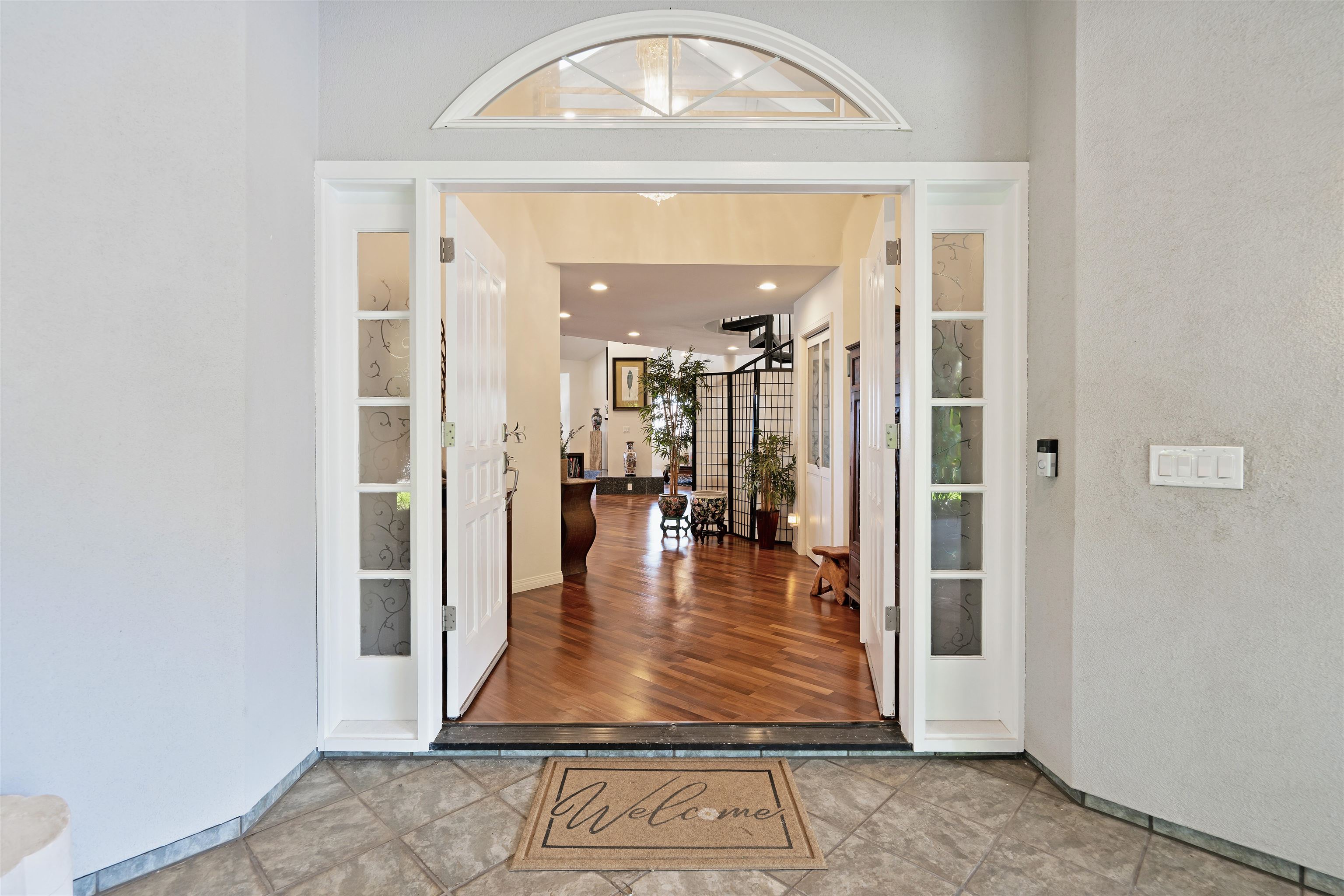 571  Alu Rd Wailuku Heights, Wailuku home - photo 3 of 50