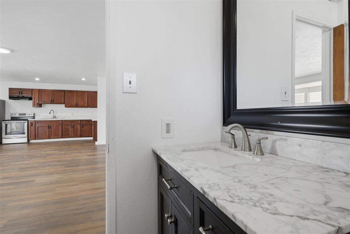 572  Liholiho St , Wailuku home - photo 15 of 44