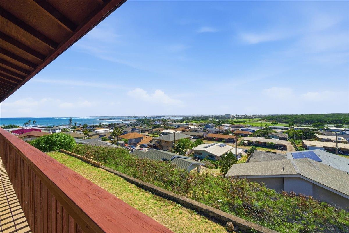 572  Liholiho St , Wailuku home - photo 18 of 44