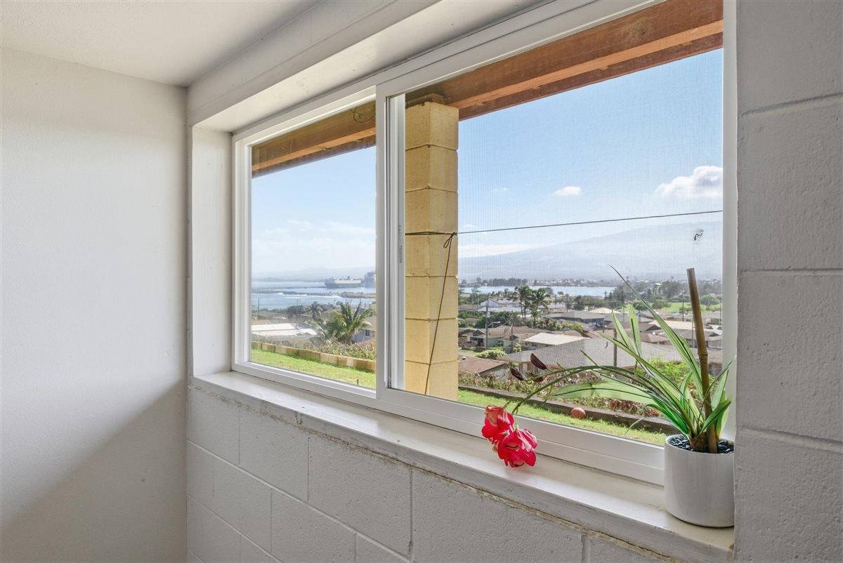 572  Liholiho St , Wailuku home - photo 38 of 44