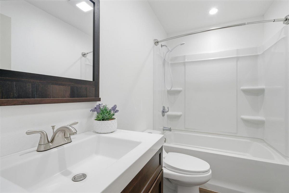 572  Liholiho St , Wailuku home - photo 40 of 44