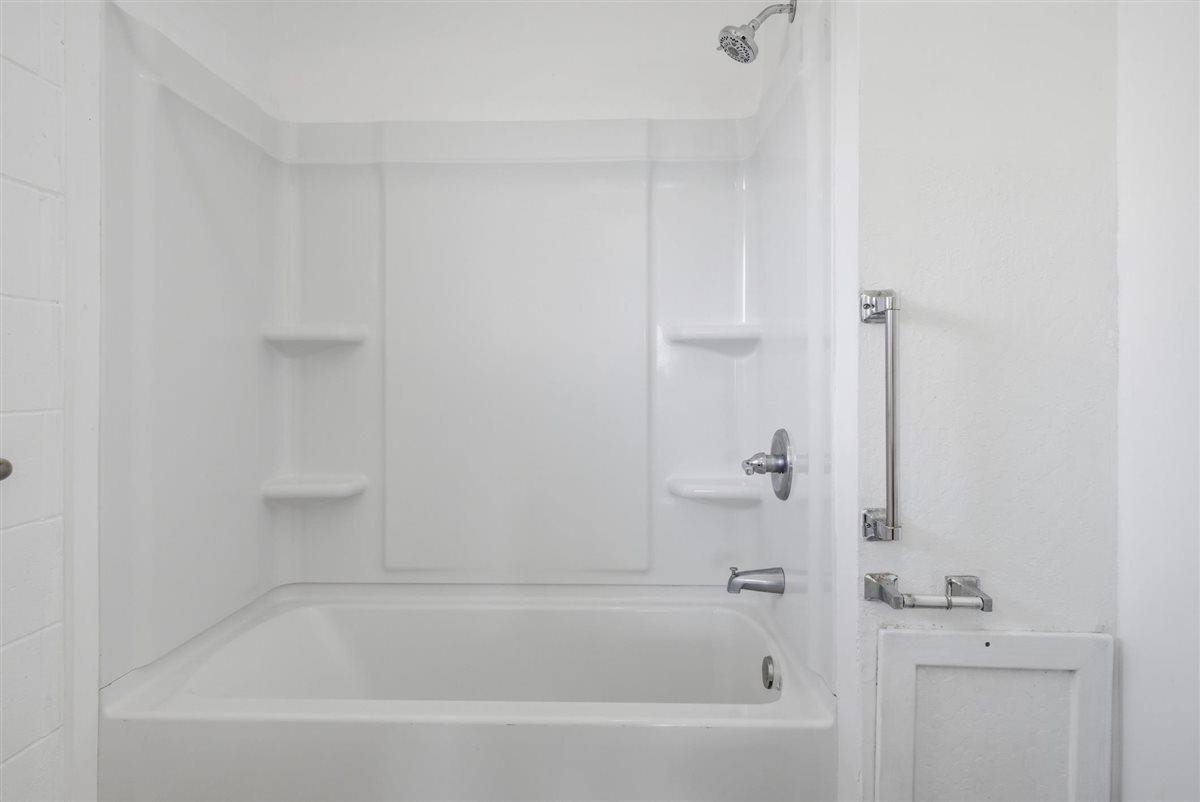 572  Liholiho St , Wailuku home - photo 42 of 44