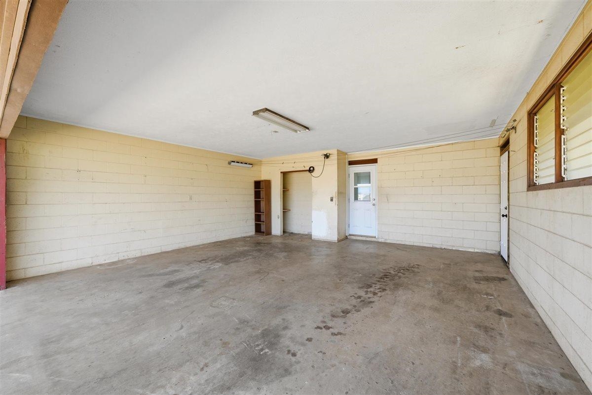 572  Liholiho St , Wailuku home - photo 43 of 44