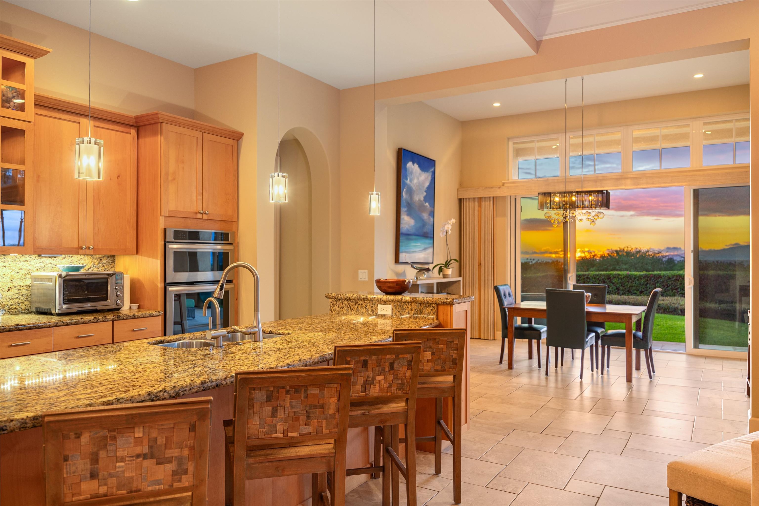 573  Halelea St Hokulani Golf Villas, Kihei home - photo 4 of 29