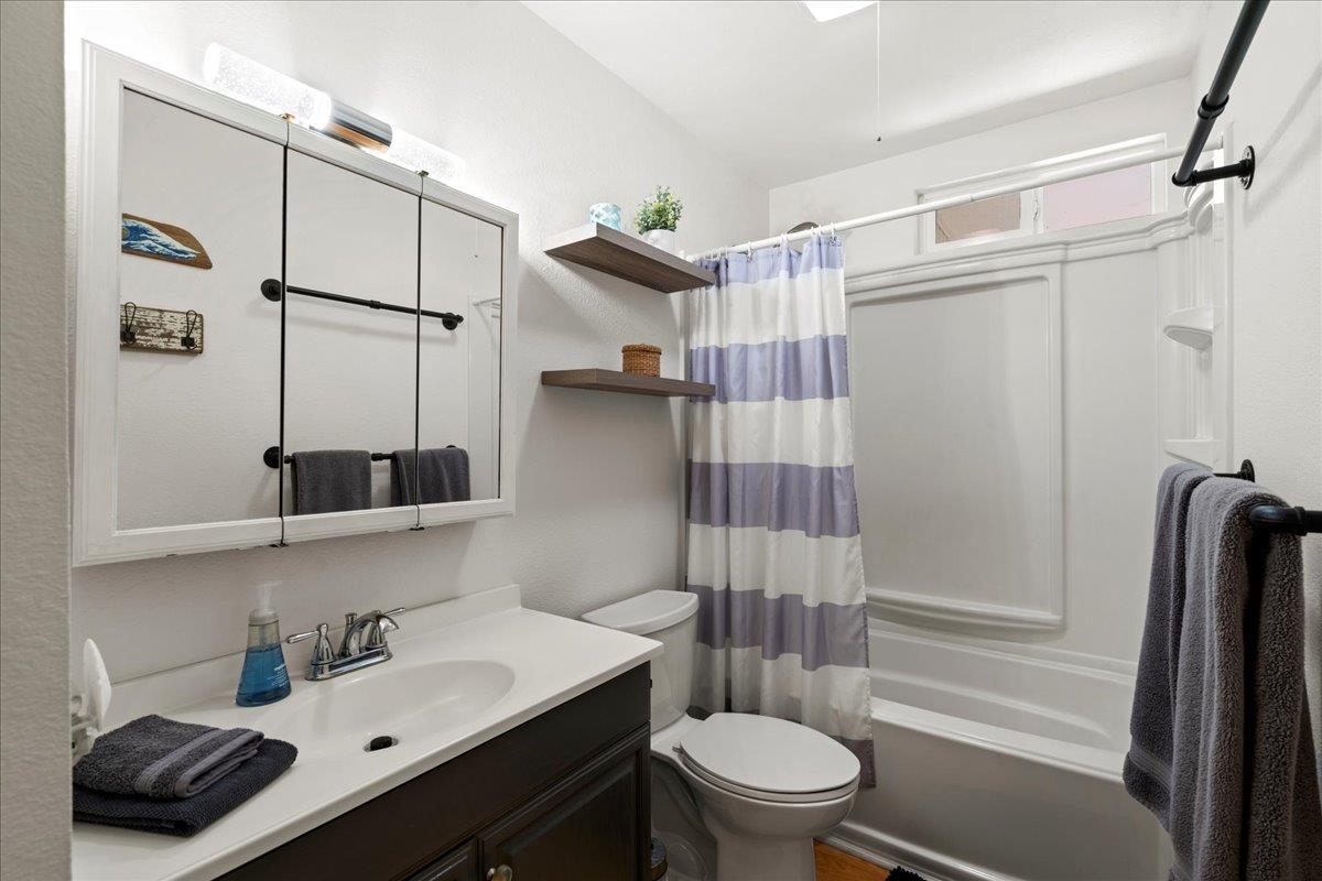 573  Pahi Ka St Paia, Spreckelsville/Paia/Kuau home - photo 22 of 32