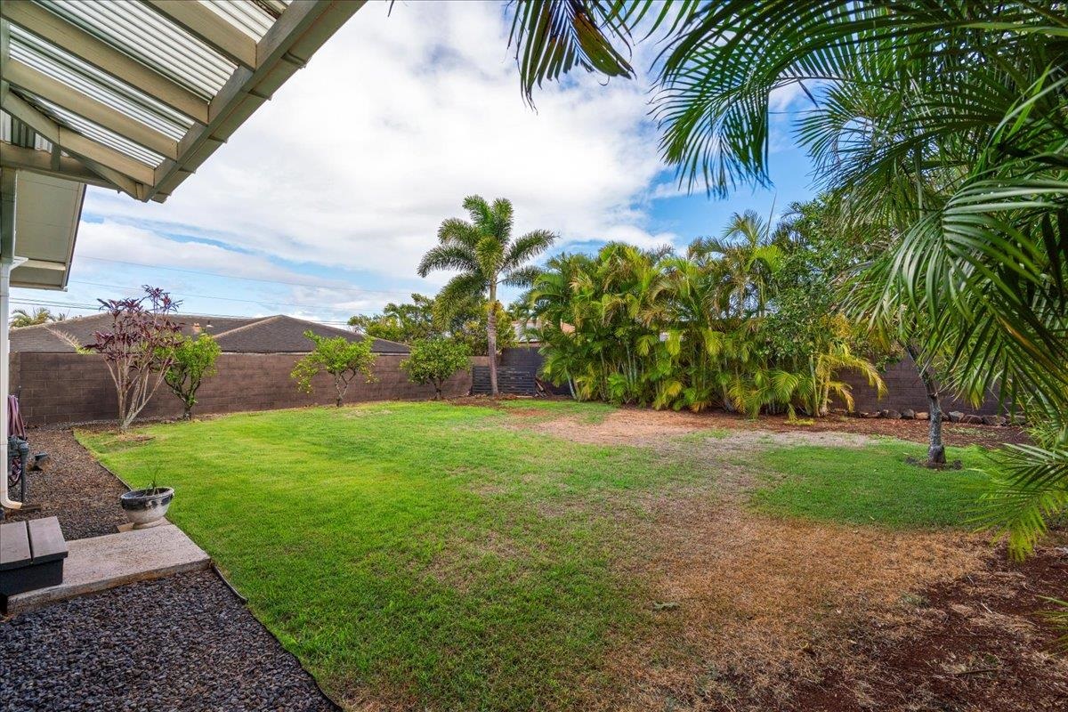 573  Pahi Ka St Paia, Spreckelsville/Paia/Kuau home - photo 26 of 32