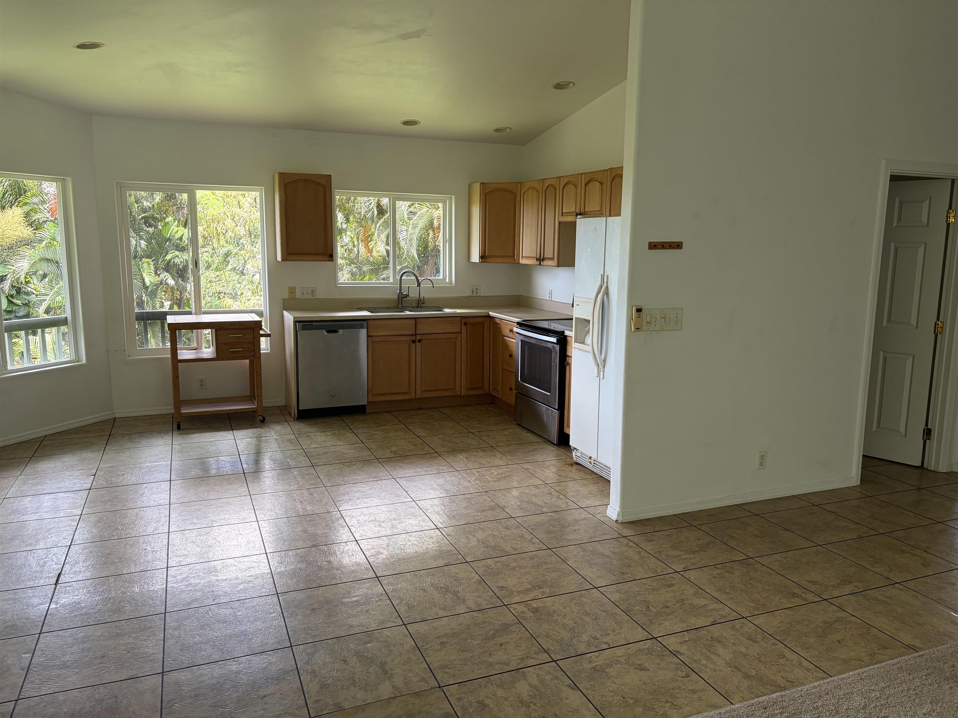 580  W Kuiaha Rd , Haiku home - photo 13 of 30