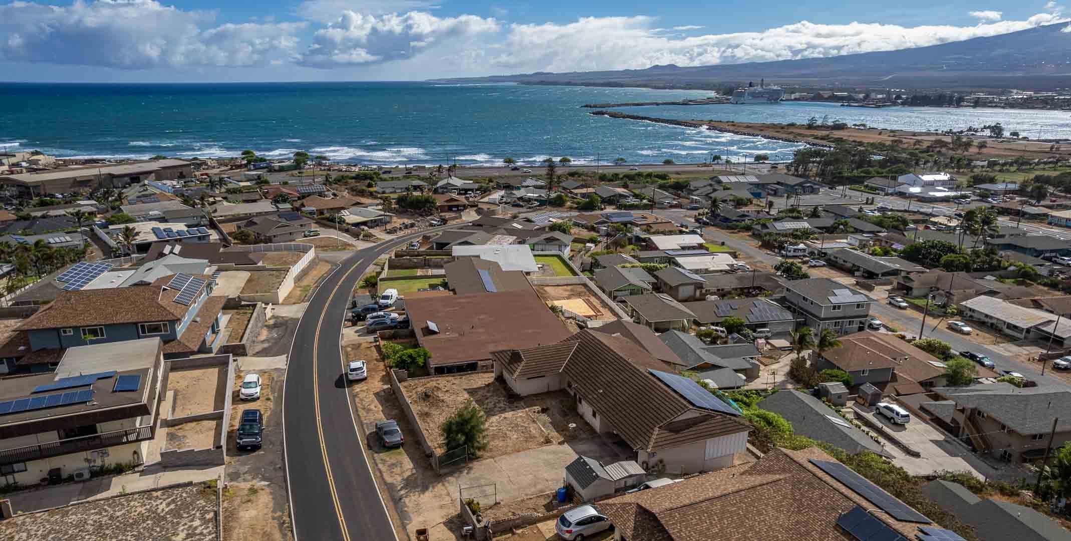 582  Liholiho St , Wailuku home - photo 2 of 50
