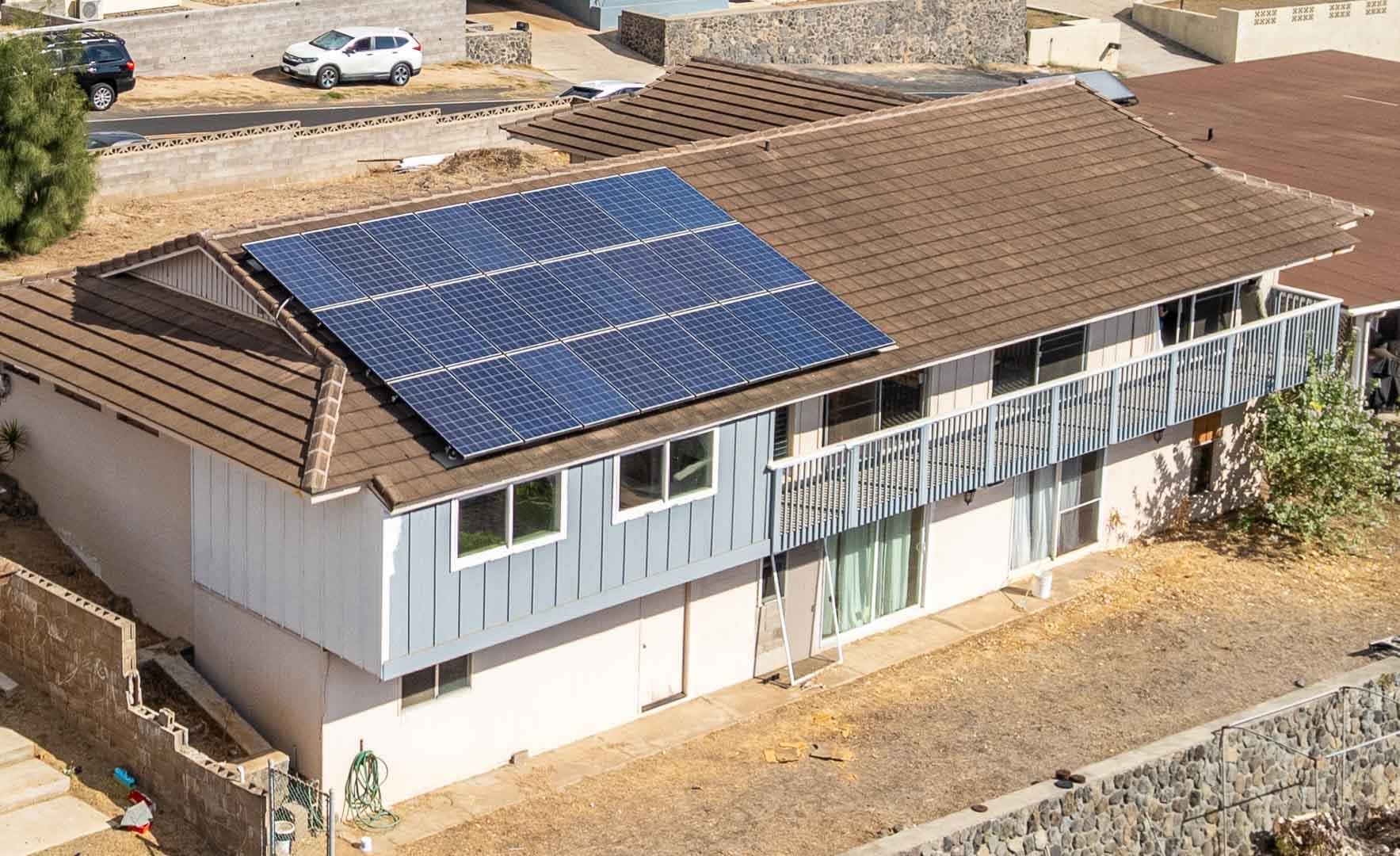 582  Liholiho St , Wailuku home - photo 3 of 50