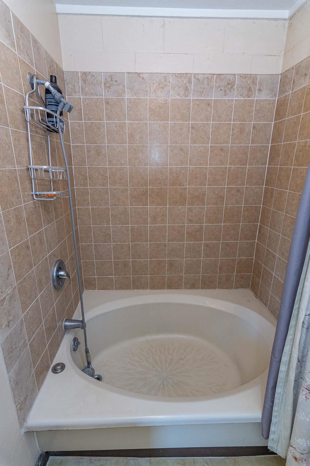 582  Liholiho St , Wailuku home - photo 35 of 50