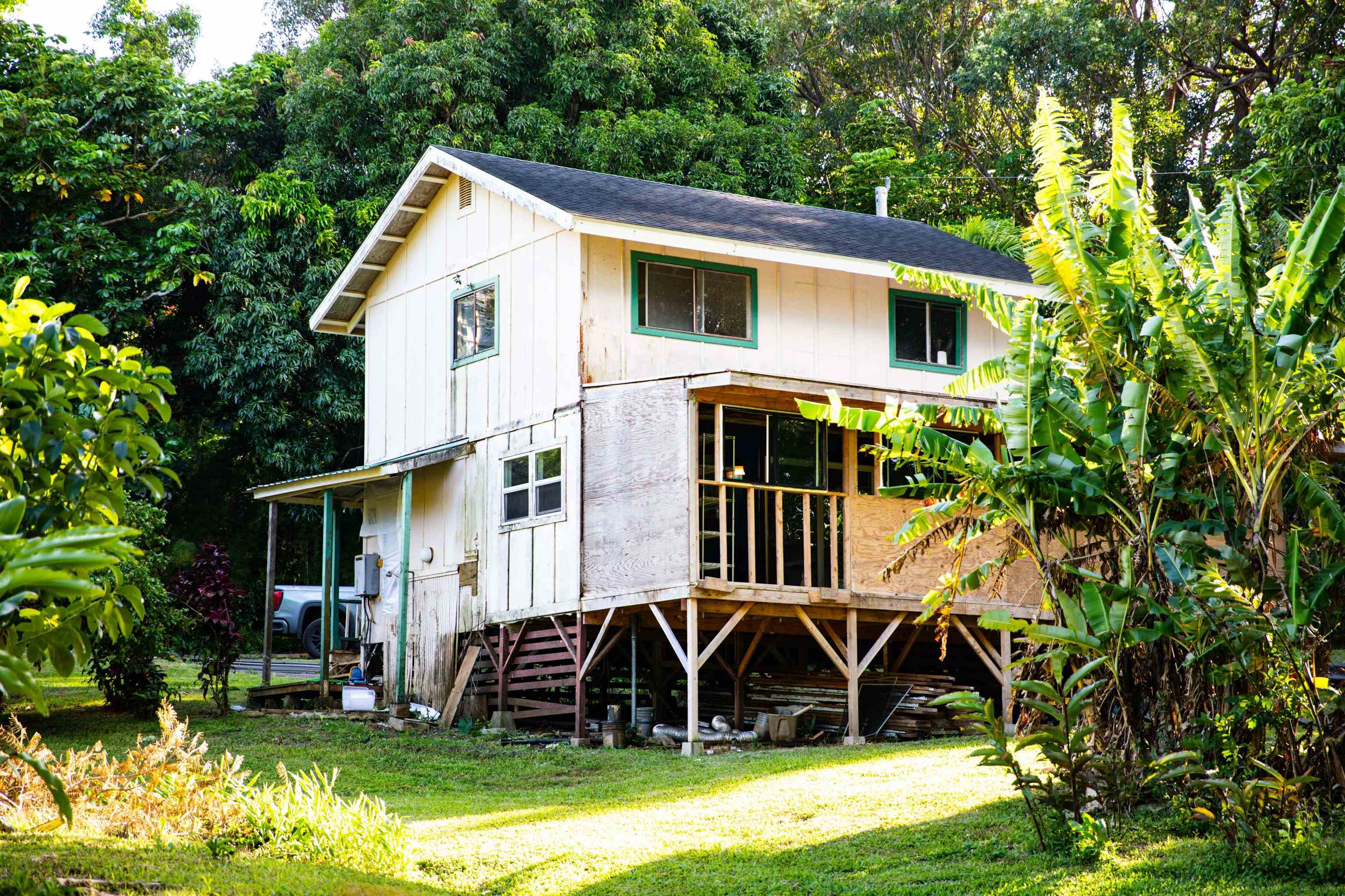 585  Kaupakalua Rd , Haiku home - photo 14 of 28