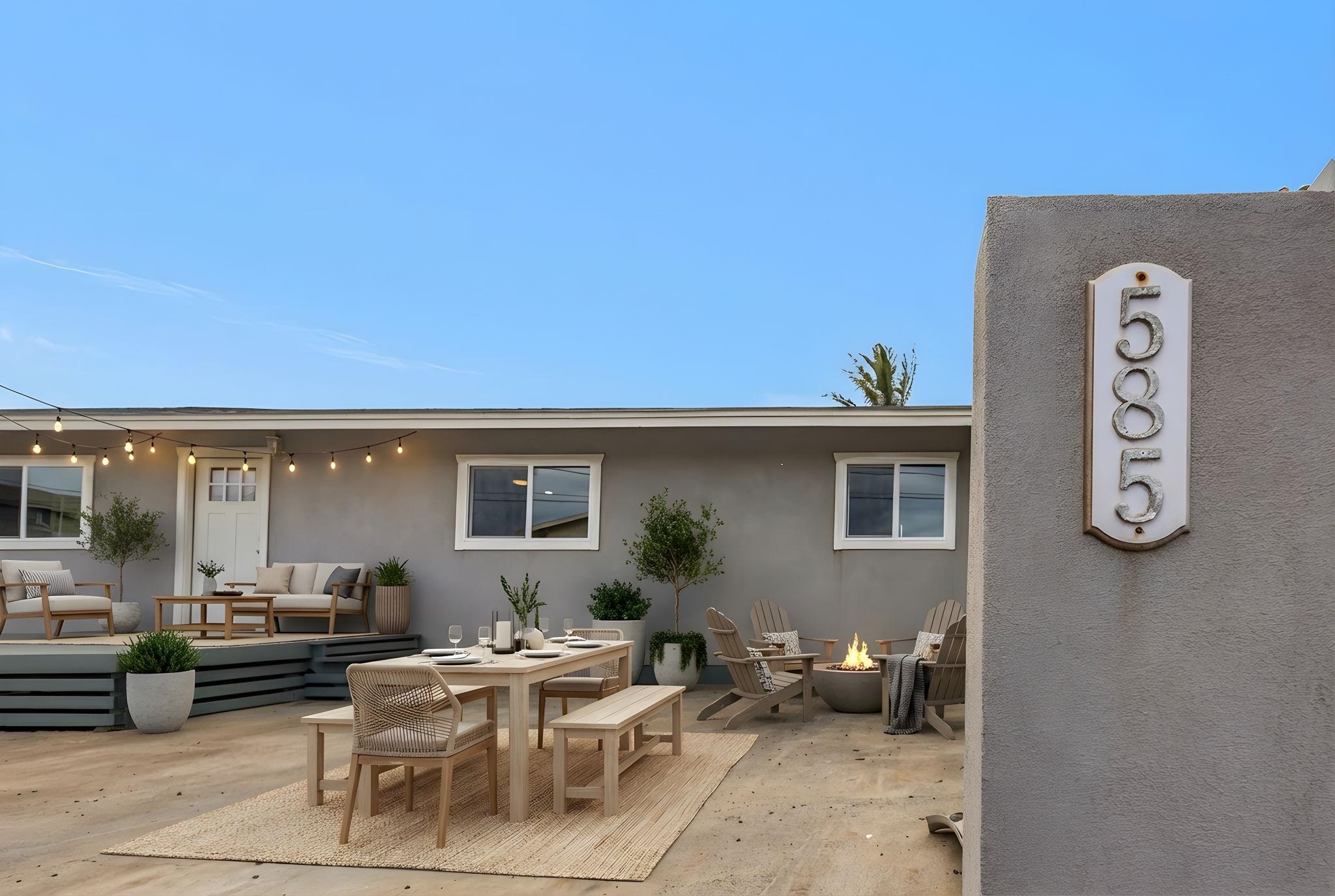 585  Linekona Pl , Wailuku home - photo 2 of 50