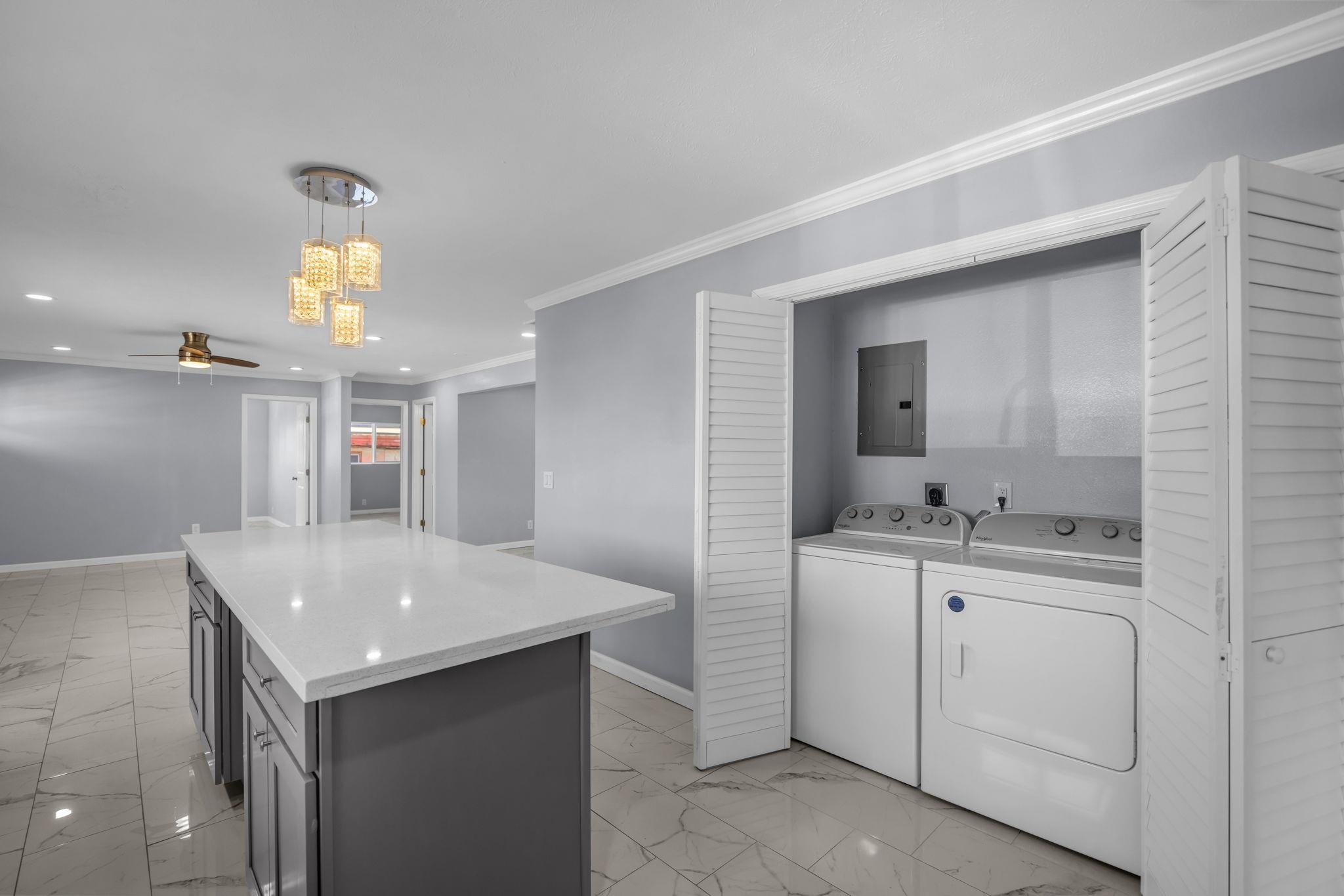 585  Linekona Pl , Wailuku home - photo 13 of 50