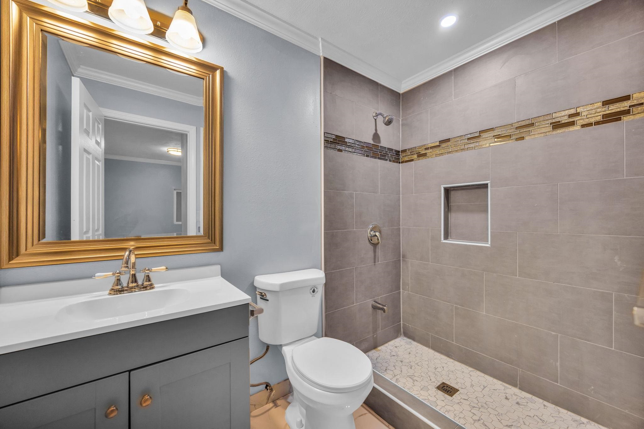 585  Linekona Pl , Wailuku home - photo 25 of 50