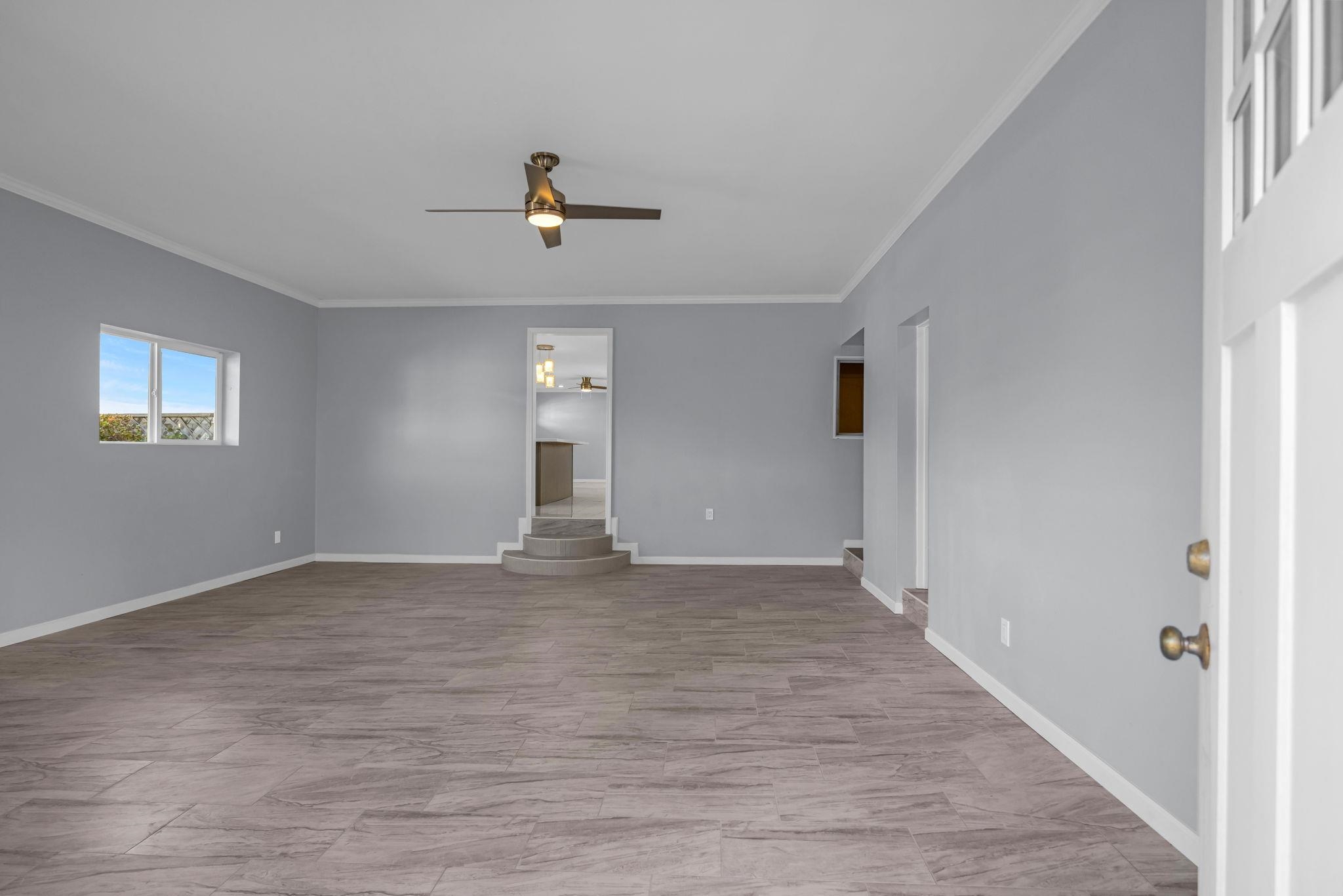 585  Linekona Pl , Wailuku home - photo 4 of 50