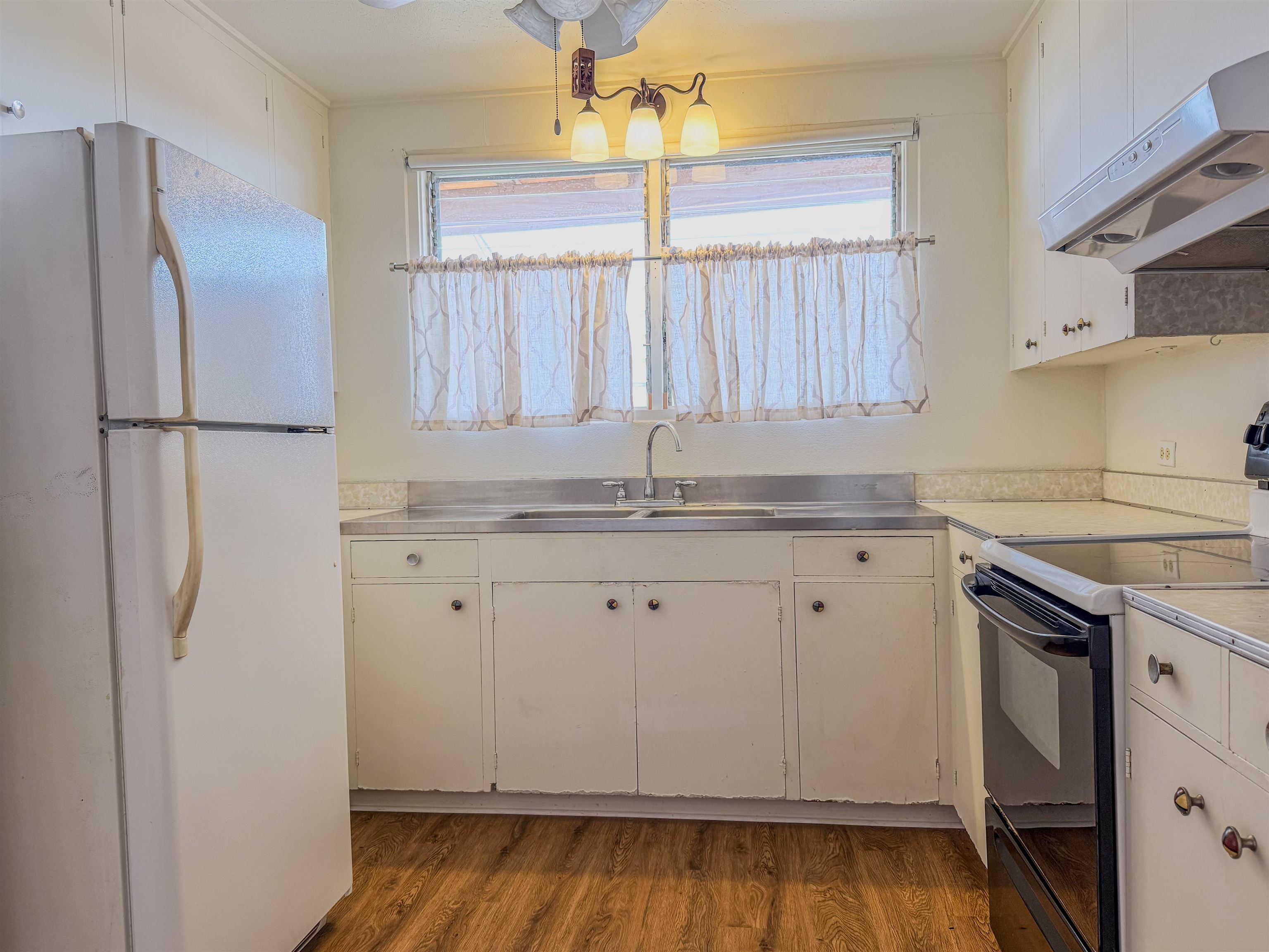 588  Pohaku St , Kahului home - photo 4 of 31