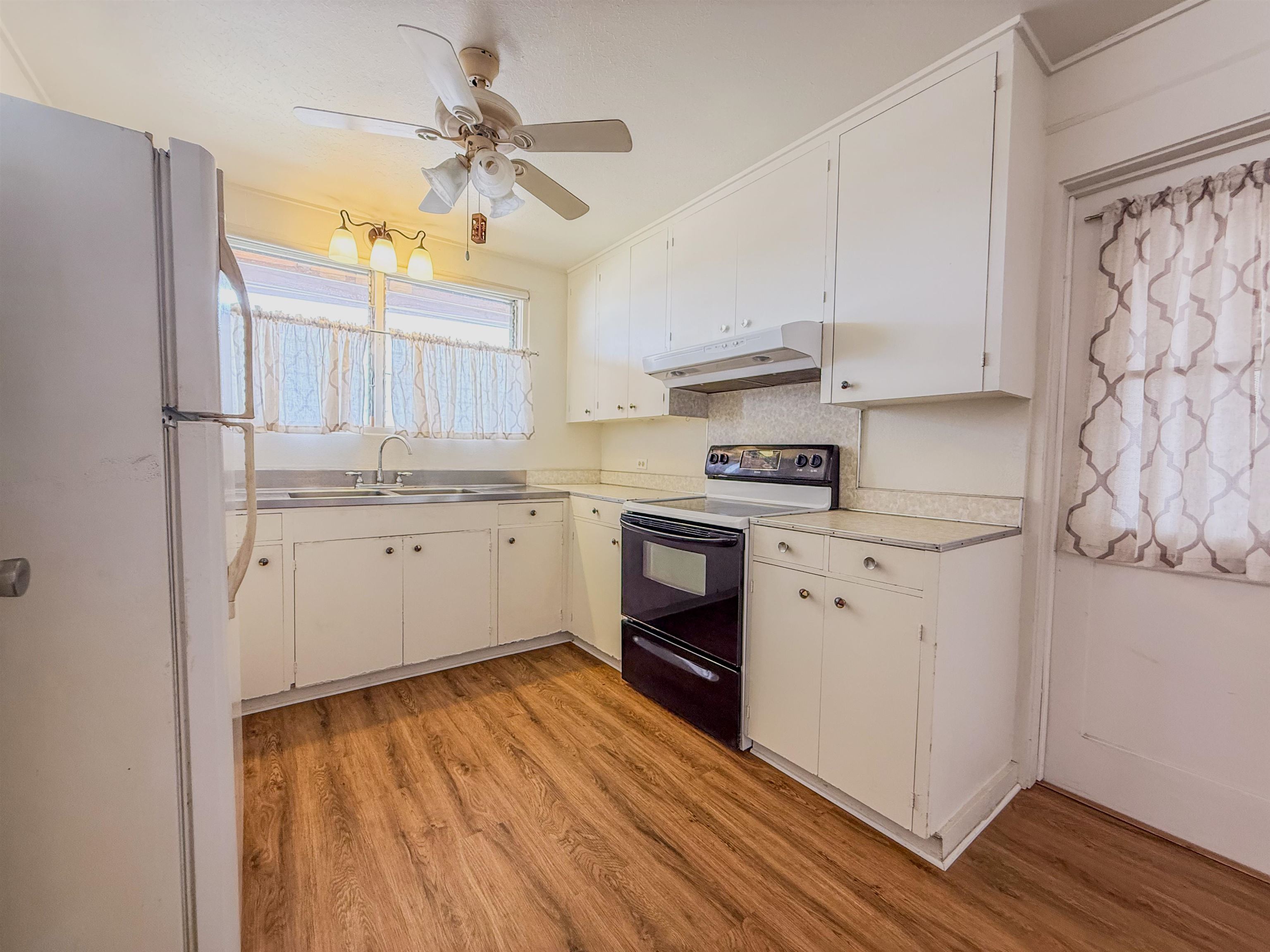 588  Pohaku St , Kahului home - photo 5 of 31