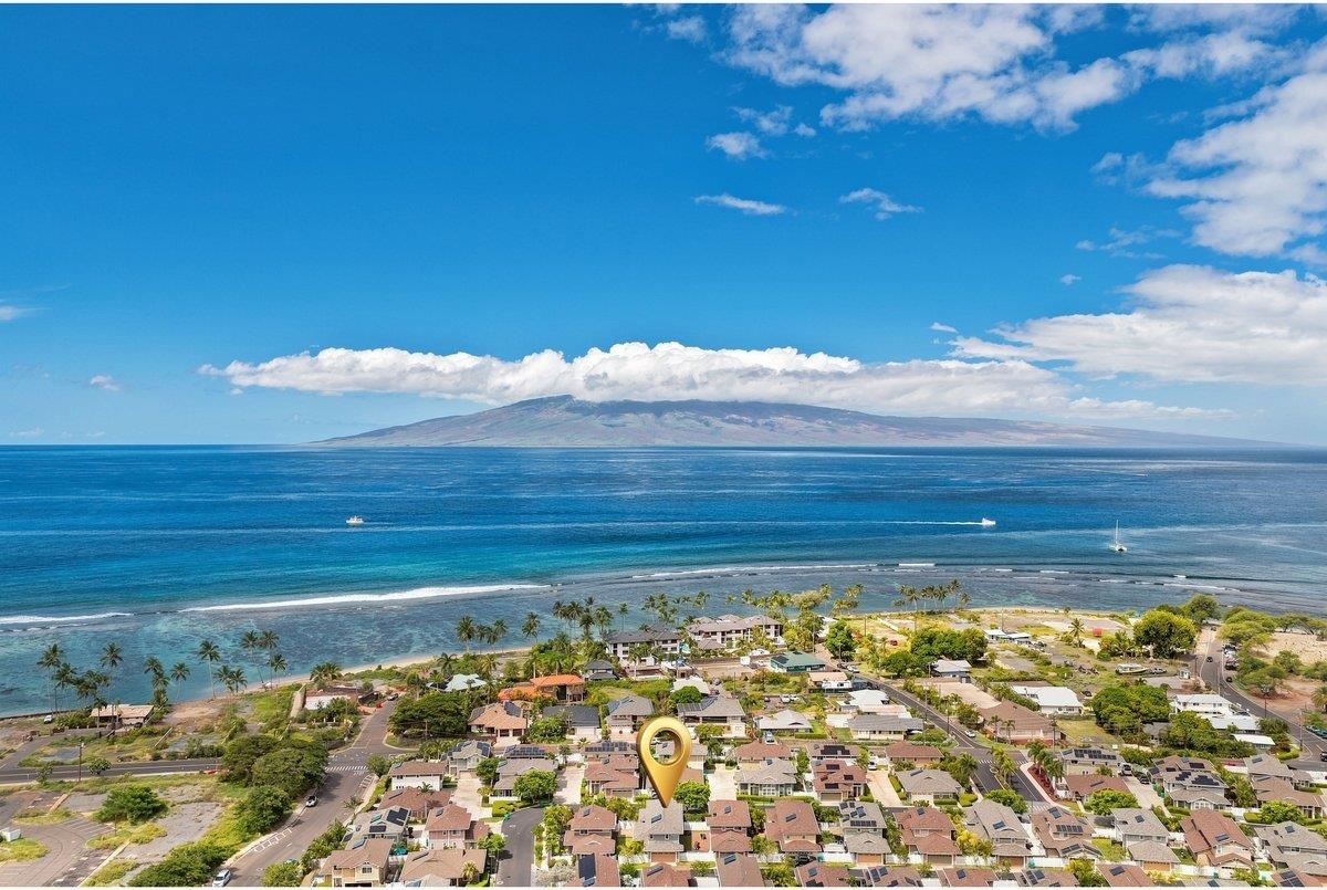 589  Hoe Kawele Ln Baby Beach, Lahaina home - photo 3 of 38