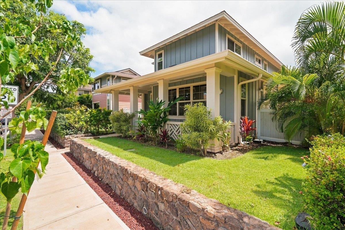 589  Hoe Kawele Ln Baby Beach, Lahaina home - photo 5 of 38