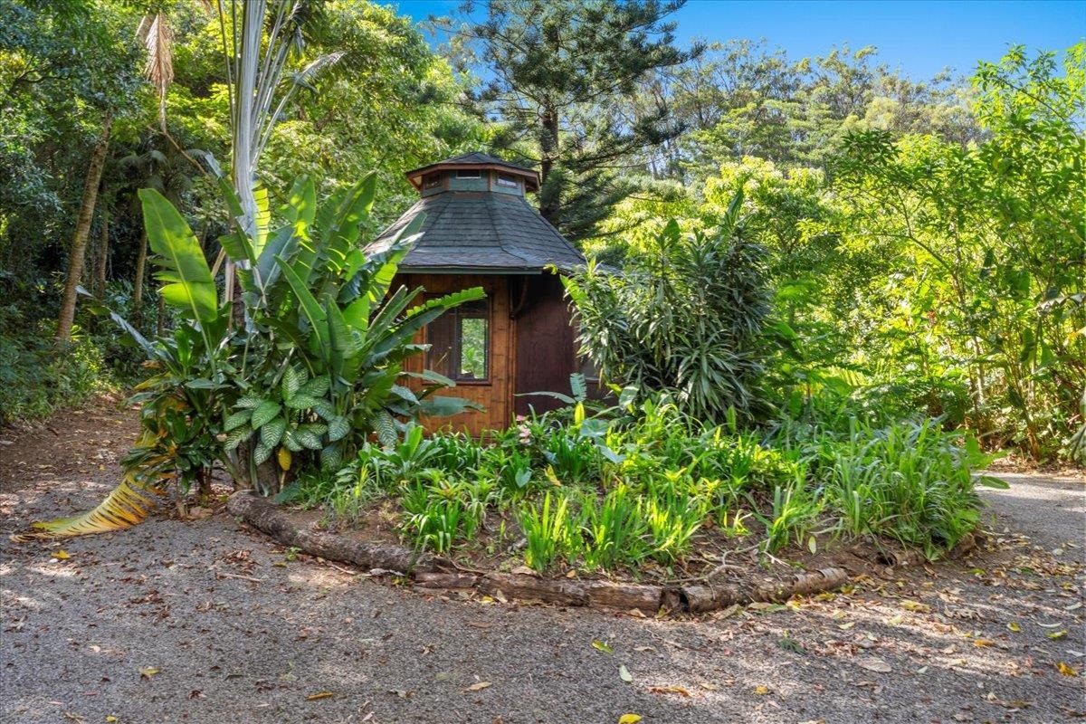 590  Kuiaha Rd , Haiku home - photo 35 of 42