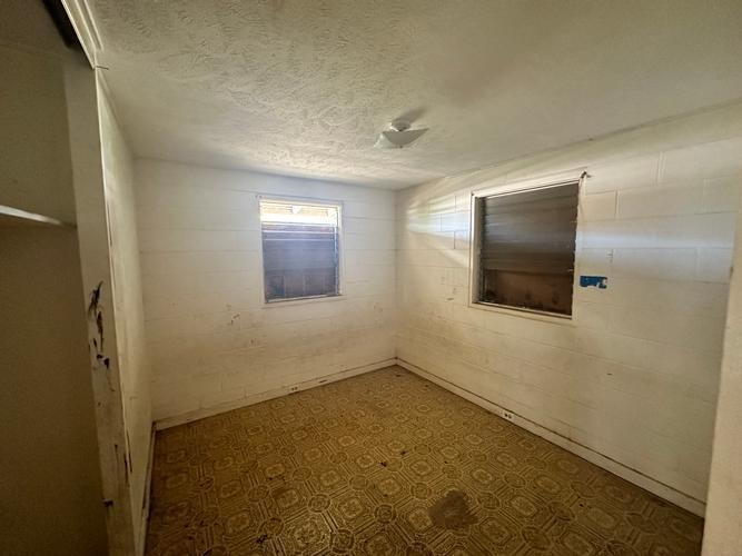 592  Onehee Ave , Kahului home - photo 6 of 11