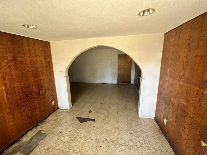 592  Onehee Ave , Kahului home - photo 9 of 11