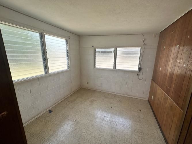 592  Onehee Ave , Kahului home - photo 10 of 11