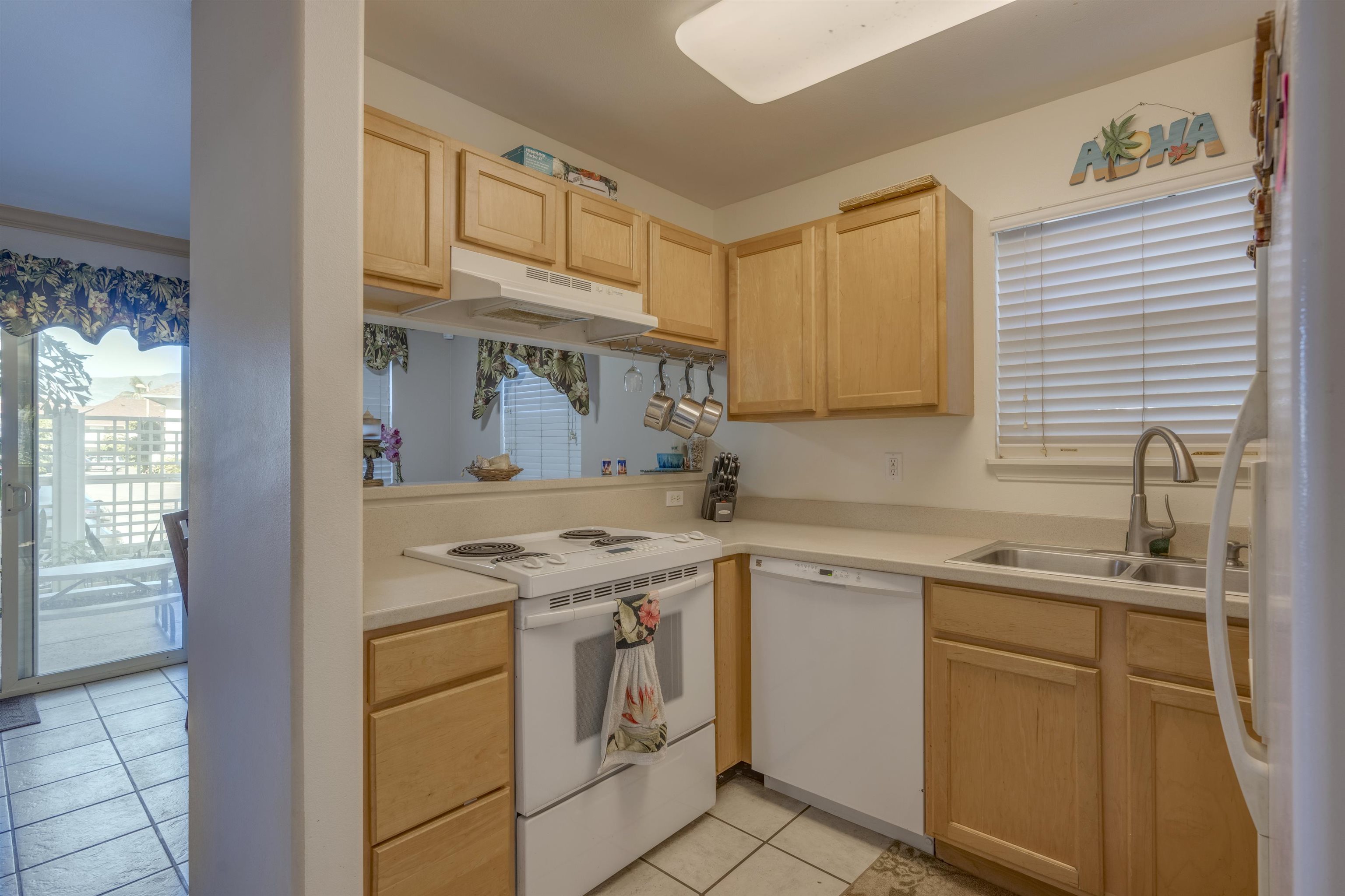 Villas at Kenolio II condo # 6B, Kihei, Hawaii - photo 7 of 47