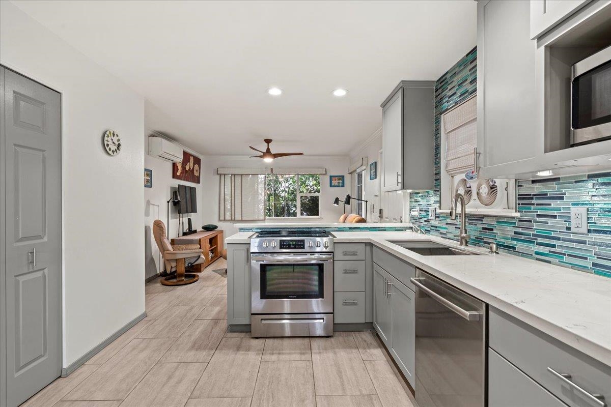 Villas at Kenolio II condo # 6M, Kihei, Hawaii - photo 5 of 47