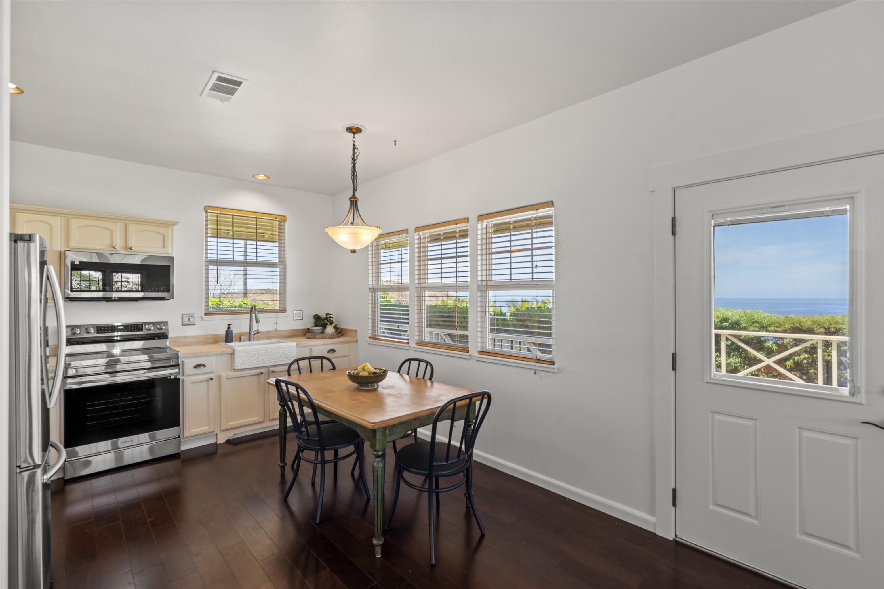 60  Huapala Pl Manalua Nui, Lahaina home - photo 16 of 50