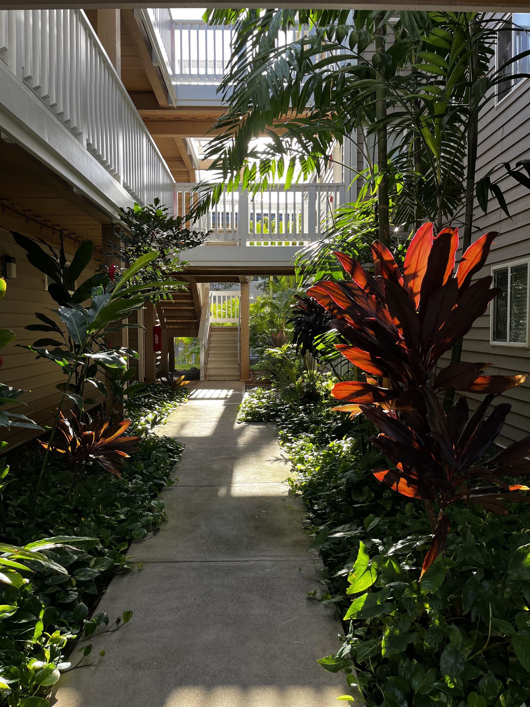 Kahului Ikena condo # 327, Kahului, Hawaii - photo 2 of 15