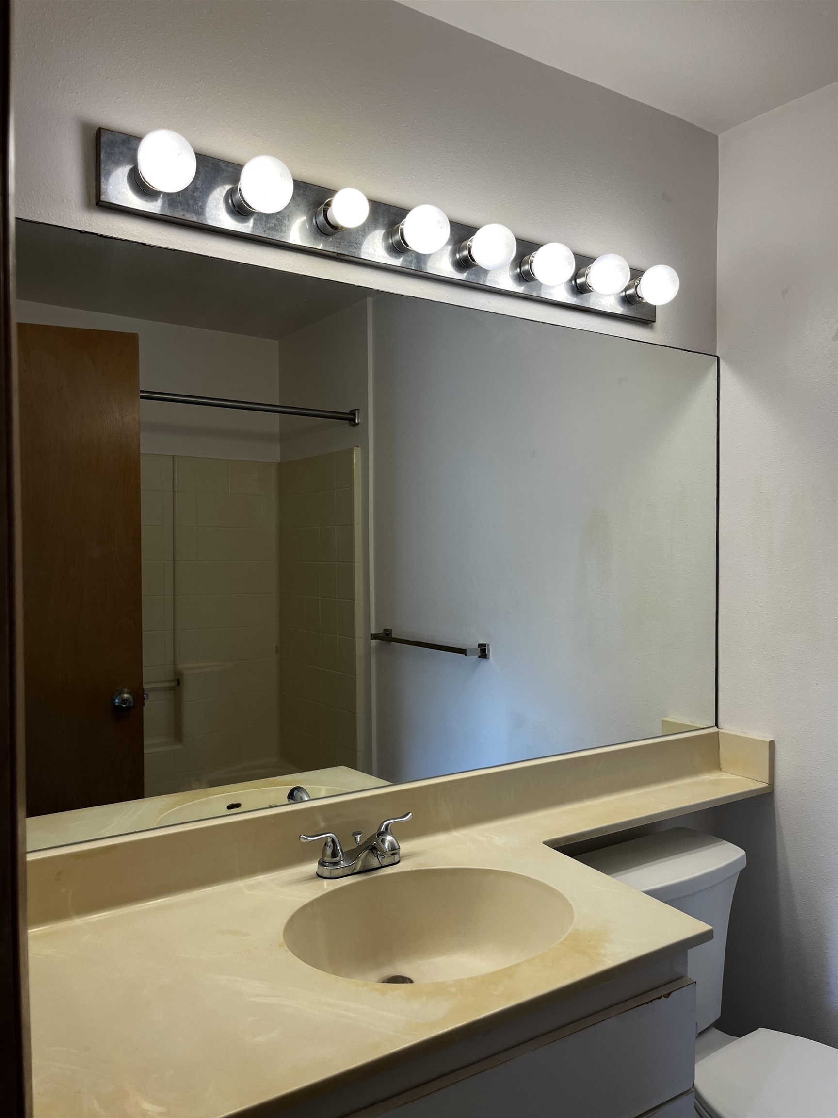 Kahului Ikena condo # 327, Kahului, Hawaii - photo 13 of 15