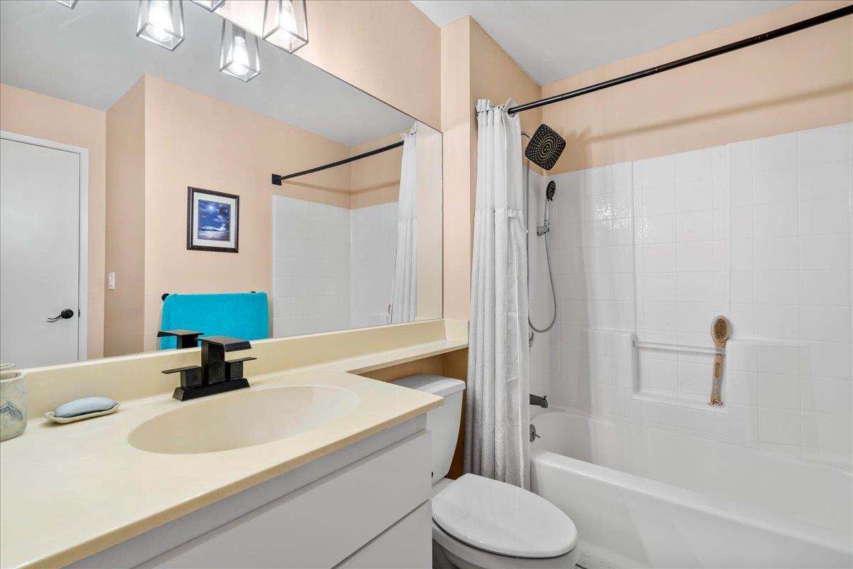 Kahului Ikena condo # 337, Kahului, Hawaii - photo 48 of 49