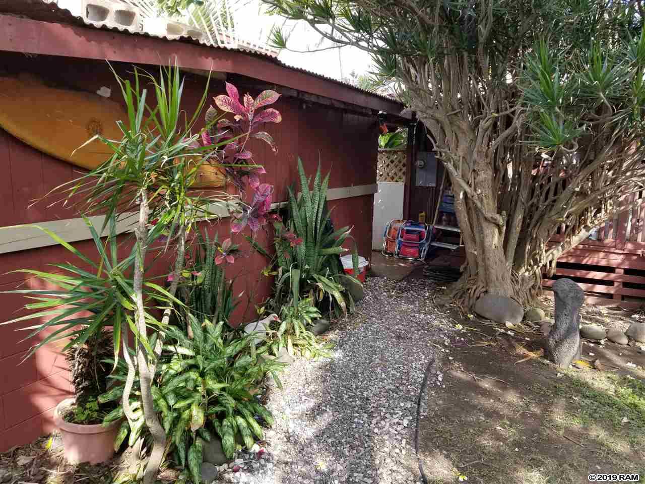 600  Kailana St , Wailuku home - photo 3 of 29