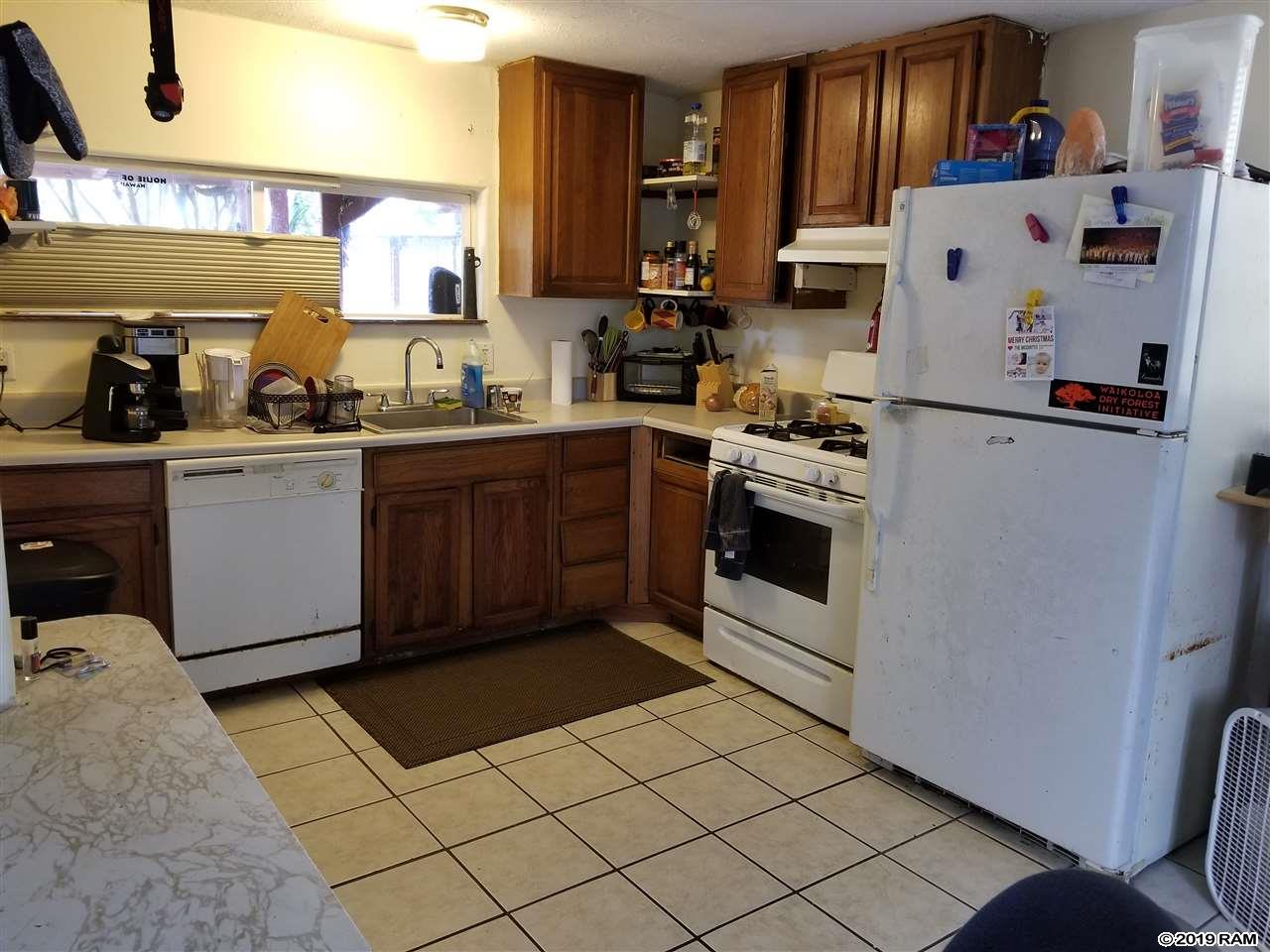600  Kailana St , Wailuku home - photo 6 of 29
