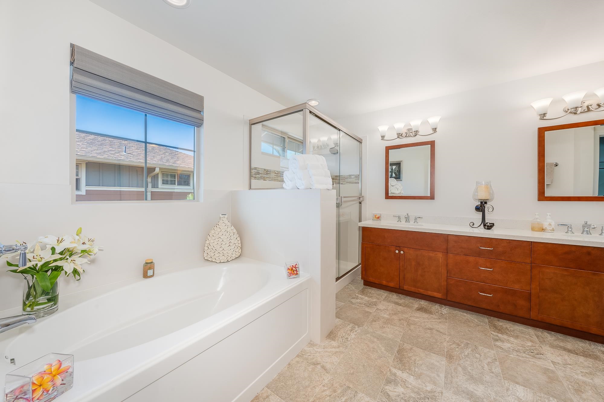 601  Hoe Kawele Ln Kahoma Village, Lahaina home - photo 27 of 37