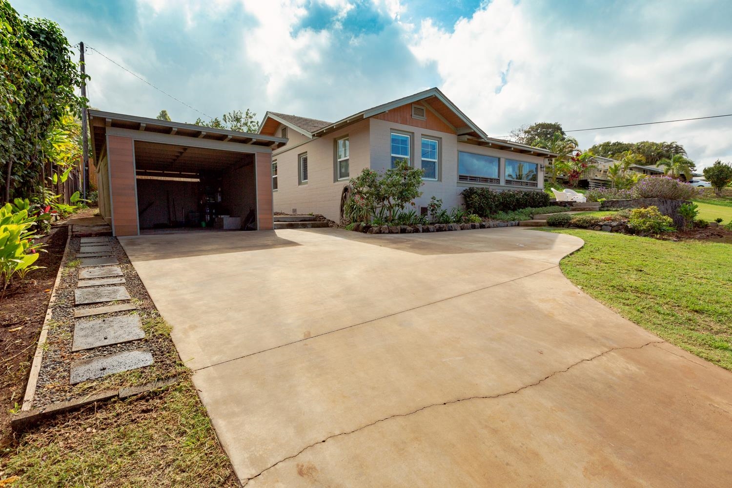 602 Laie Dr , Makawao, Hi 96768