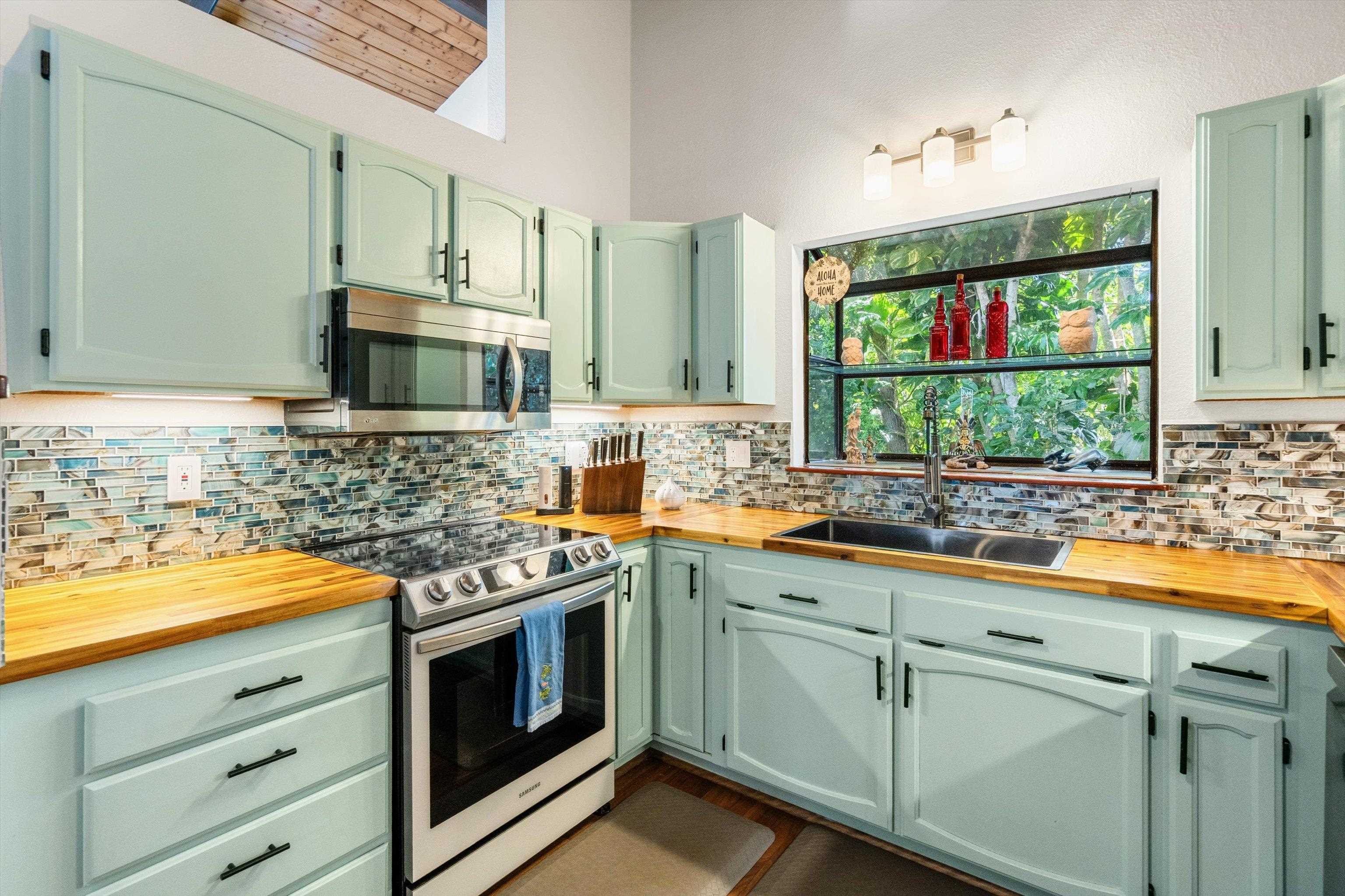 609  Loulu Way , Makawao/Olinda/Haliimaile home - photo 13 of 48