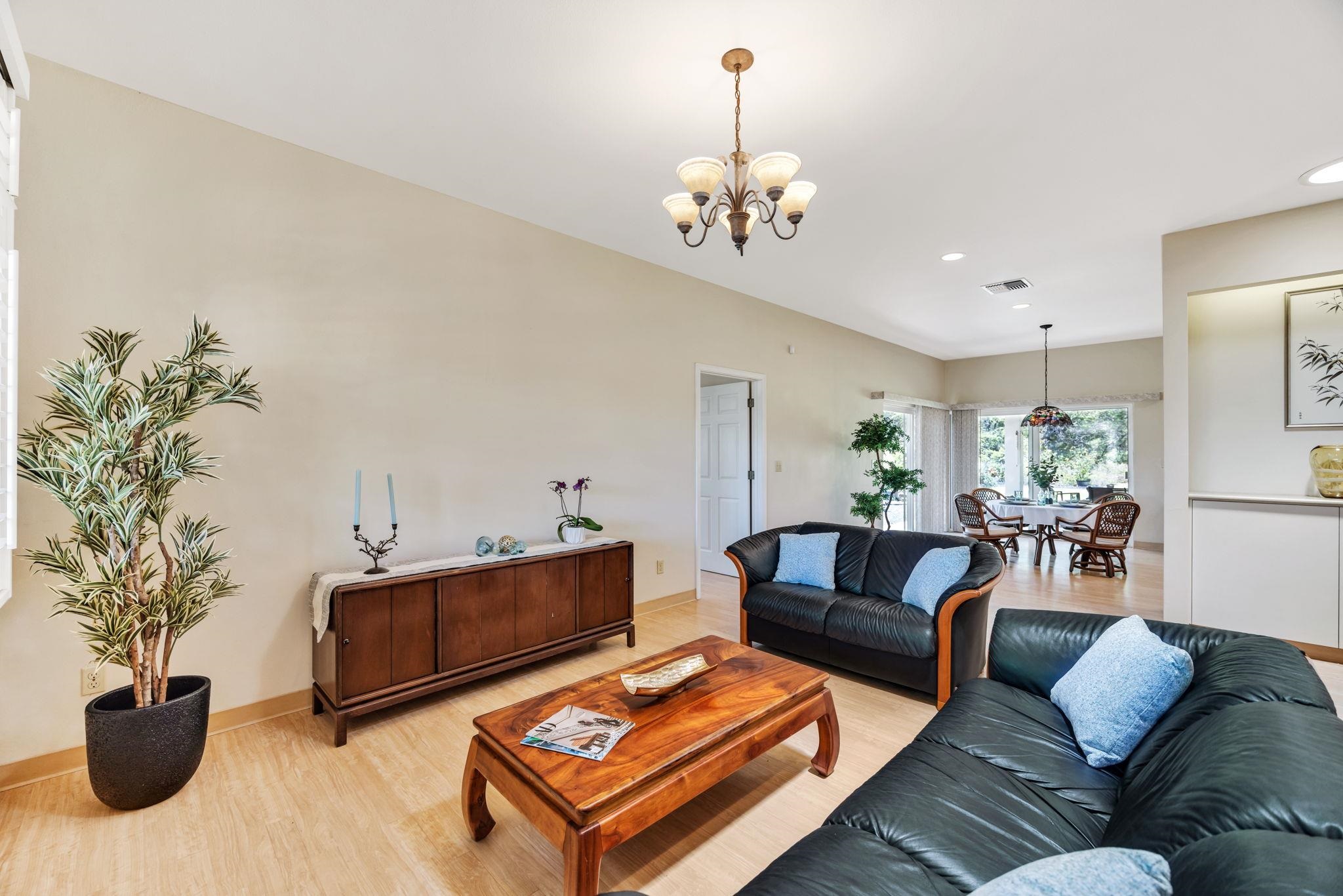 61  Huluhulu Pl Grand Fairways, Kahului home - photo 4 of 50