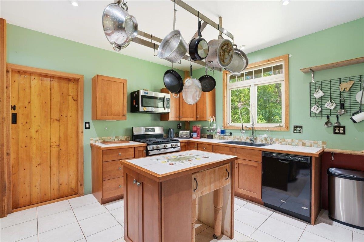 61  Kee Rd Makawao, Makawao/Olinda/Haliimaile home - photo 24 of 50