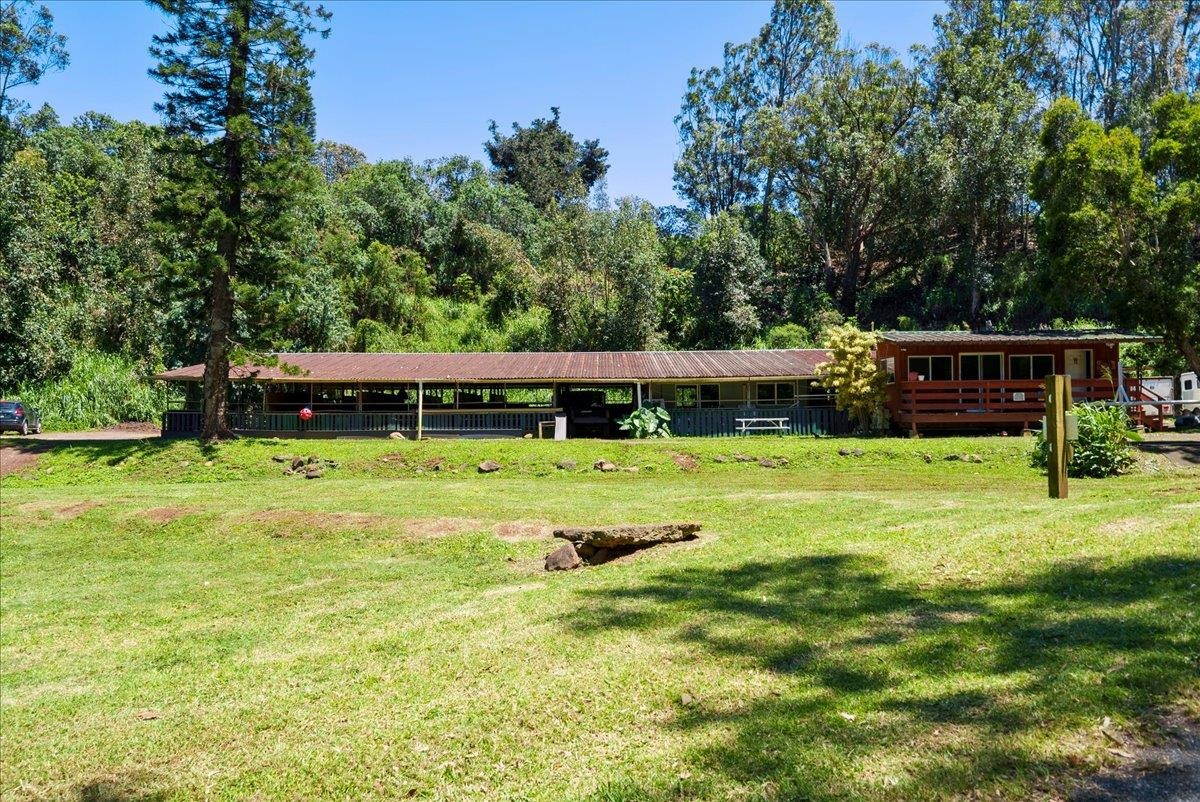 61  Kee Rd Makawao, Makawao/Olinda/Haliimaile home - photo 5 of 50