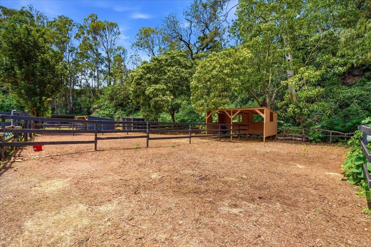 61  Kee Rd Makawao, Makawao/Olinda/Haliimaile home - photo 42 of 50