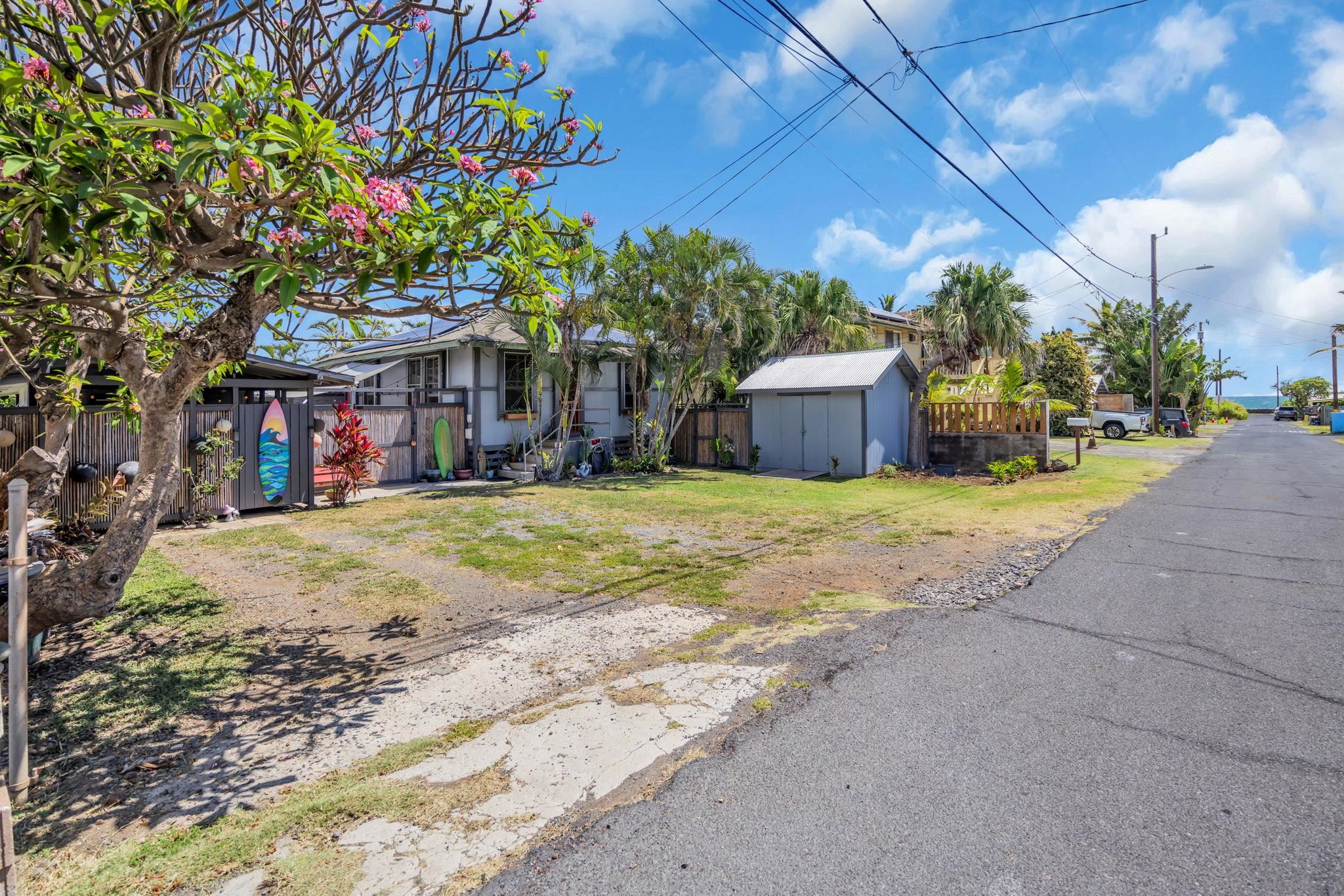 610  Kailana St Paukukalo, Wailuku home - photo 4 of 46