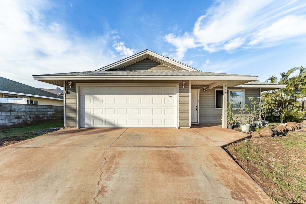 611  Kuu Home Pl , Kihei home - photo 2 of 50