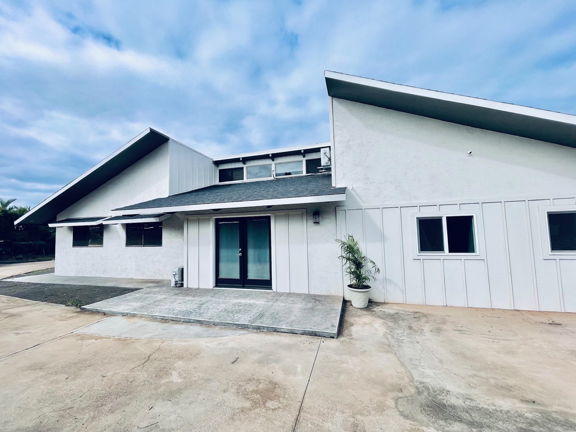 614  Kupulau Pl , Maui Meadows home - photo 7 of 32